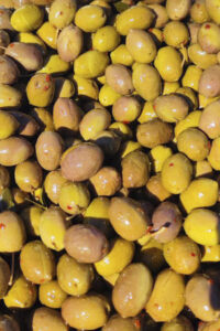 Оливки с острым перцем Elias 250г